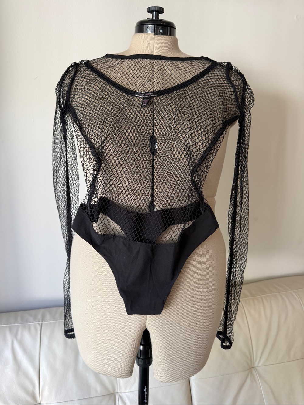 New Vintage Victoria's Secret Black Fishnet Long Sleeve Bodysuit S NWOT